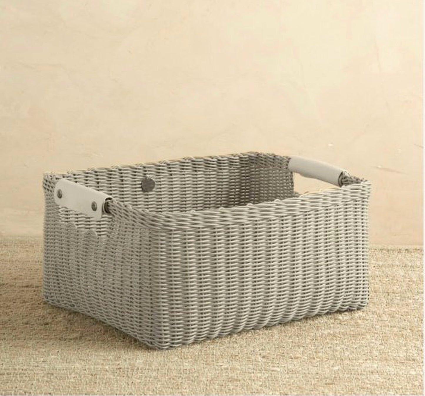 Storage box